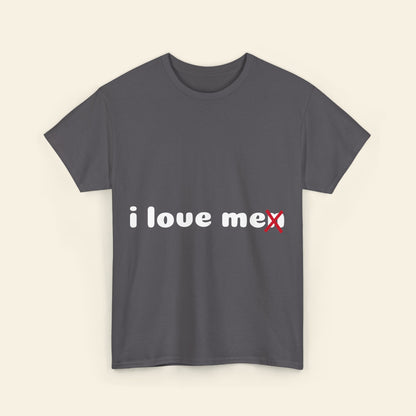 "i love me/n" graphic tee