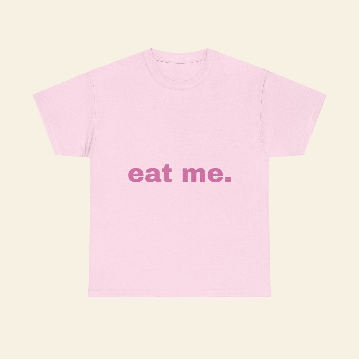 "eat me." graphic tee