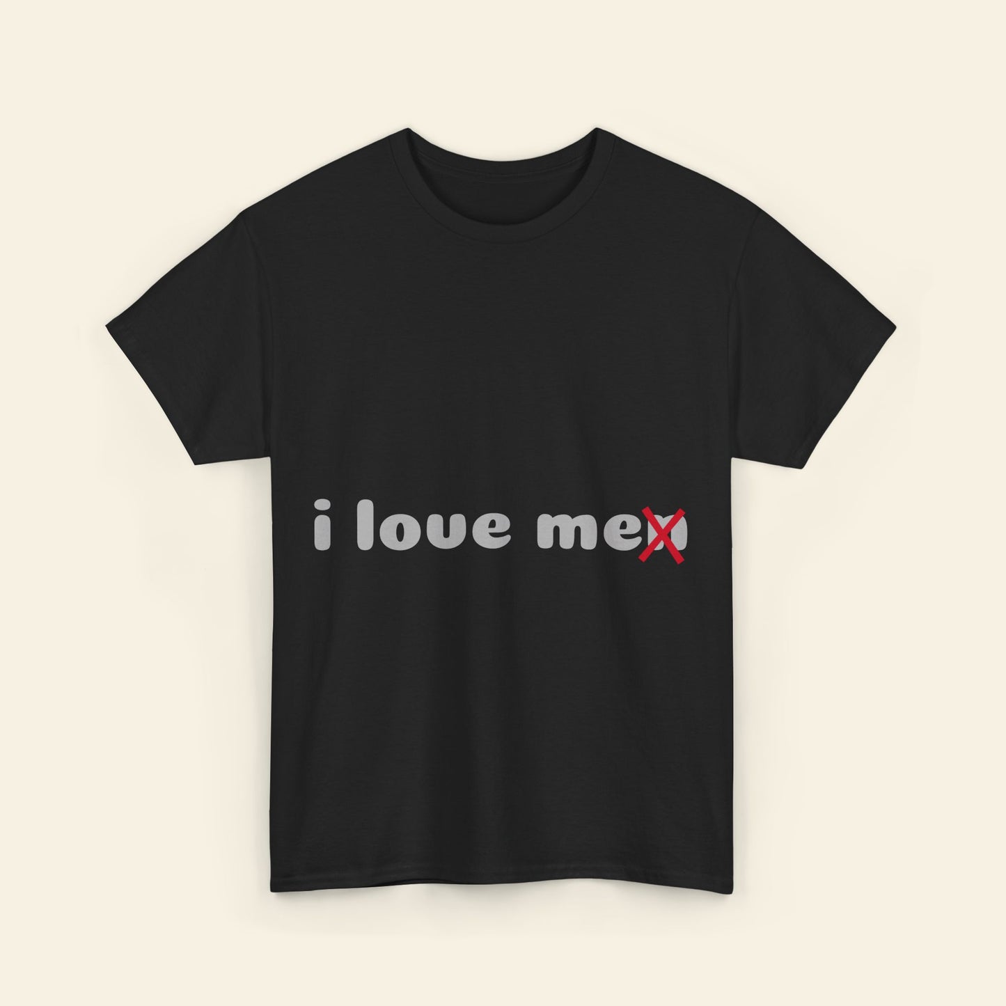 "i love me/n" graphic tee