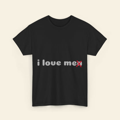 "i love me/n" graphic tee