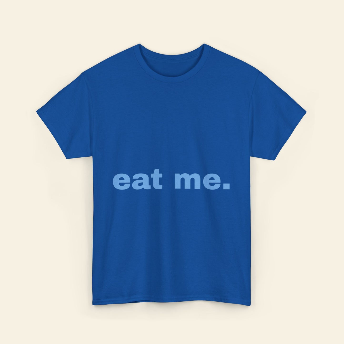 "eat me." graphic tee