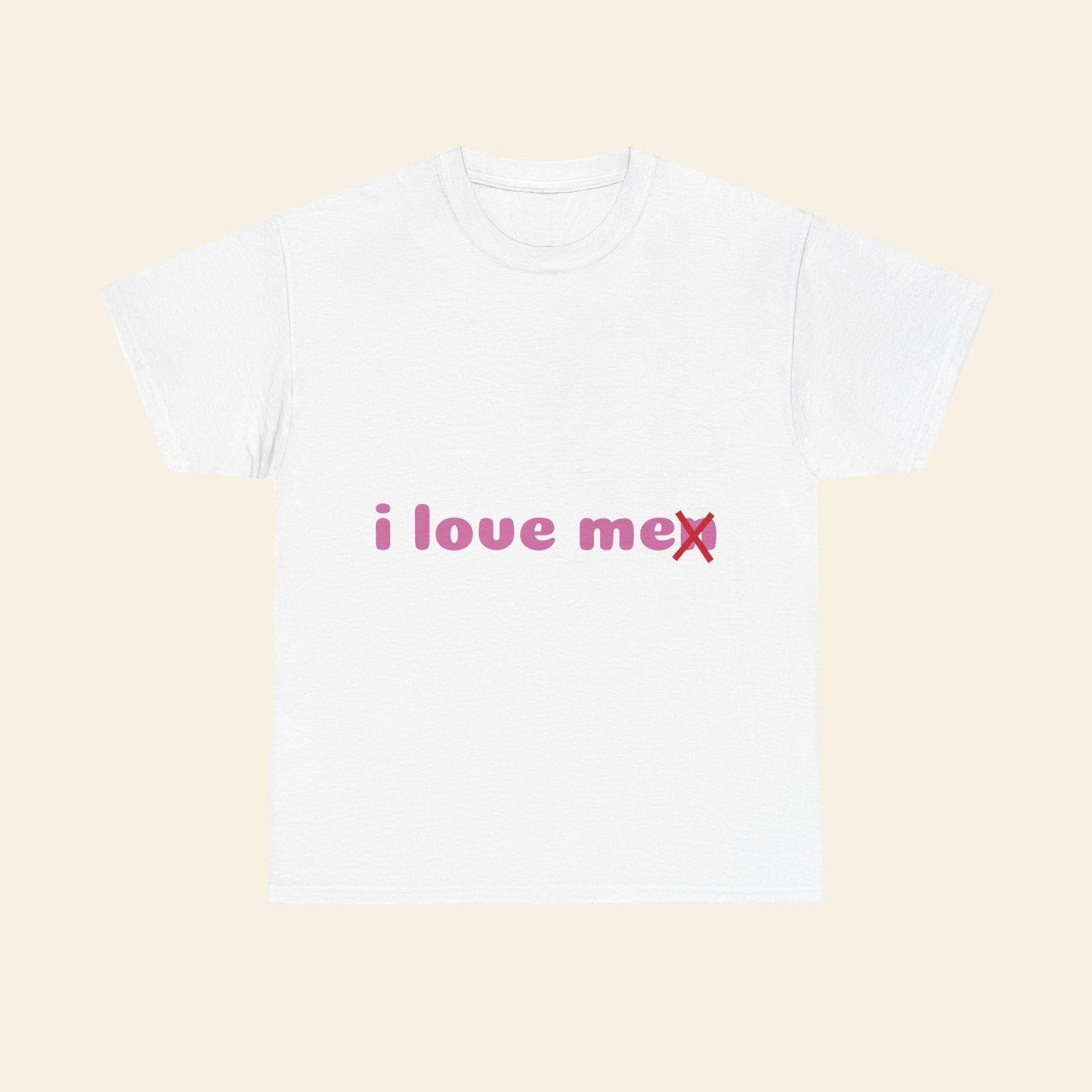 "i love me/n" graphic tee